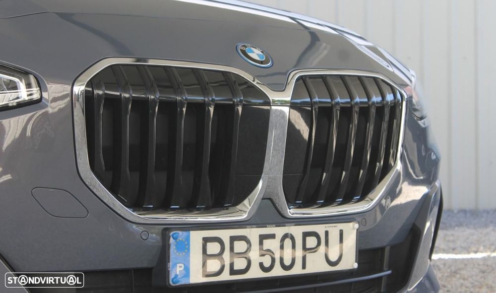 BMW 225 e xDrive — fotografia 41