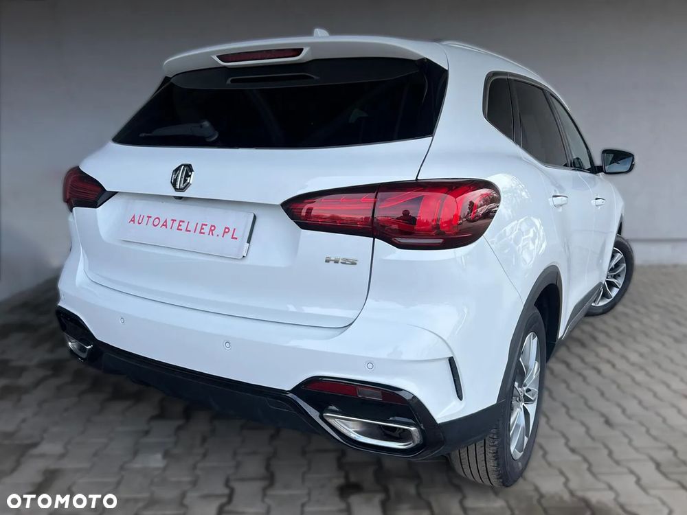 MG HS 1.5 T-GDI Excite DCT - 12