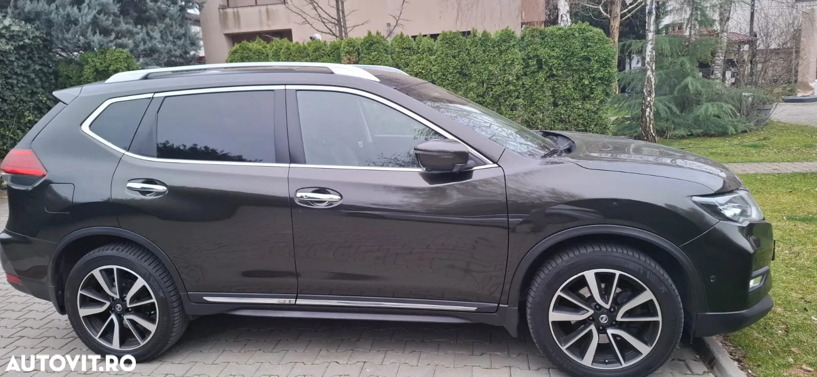 Nissan X-Trail 2.0D XTRONIC Start/Stop 4x4-i Tekna - 8