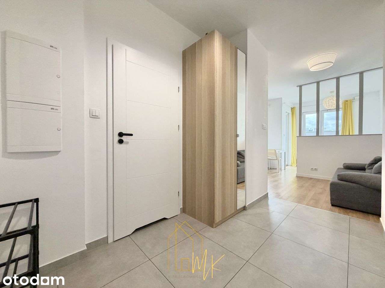 studio z wydzieloną sypialnia/ skm/ balkon