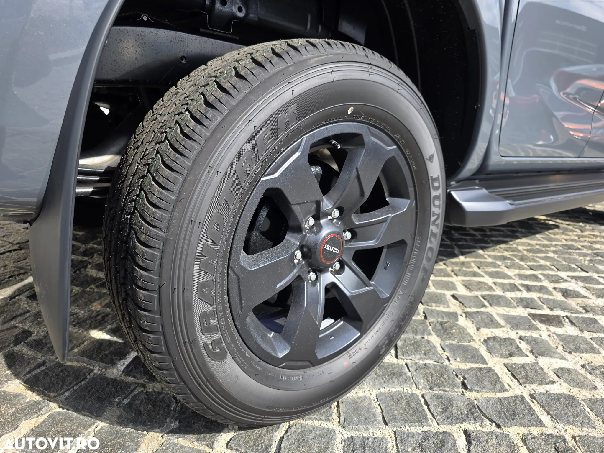 Isuzu D-MAX - 12