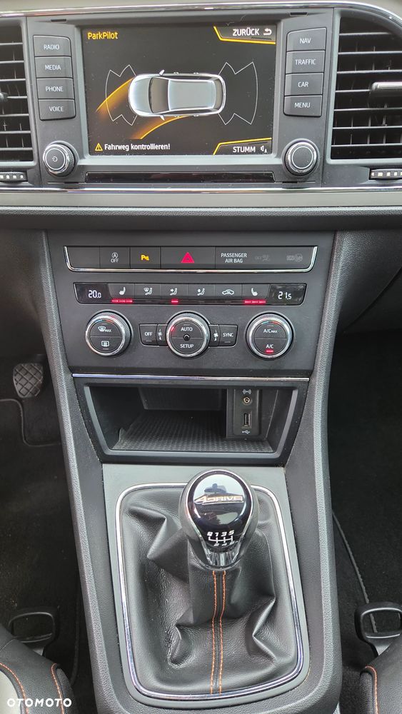 Seat Leon 2.0 TDI DPF Start&Stop XCELLENCE - 10