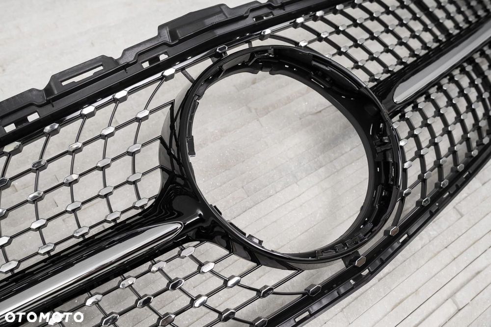 grill diamond czarny mercedes c-class w205 2014-2018 przed facelifting - 9