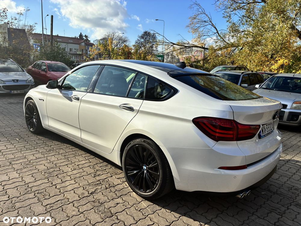 BMW 5GT - 4