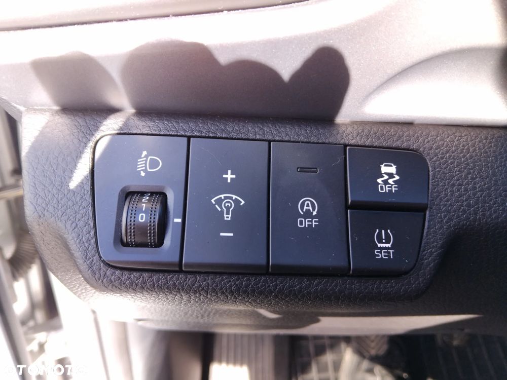 Kia Stonic 1.2 M - 18