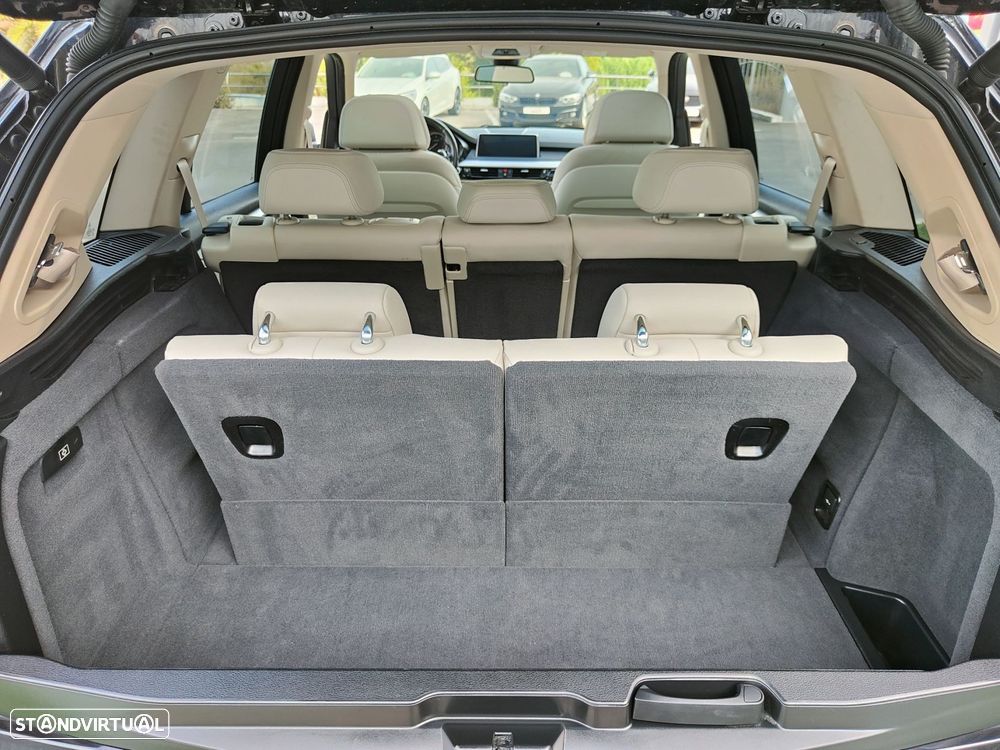 BMW X5 25 d sDrive Comfort 7L - 40