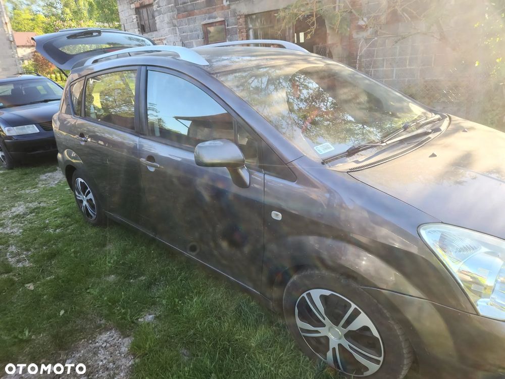 Toyota Verso - 5