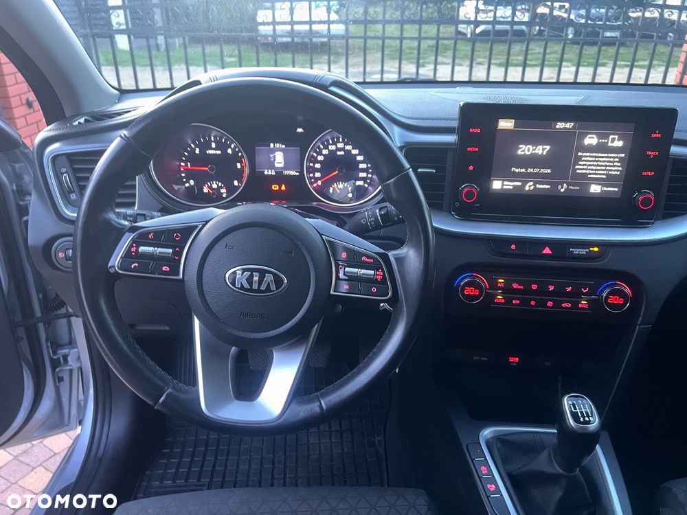 Kia Ceed 1.6 CRDi SCR L - 5