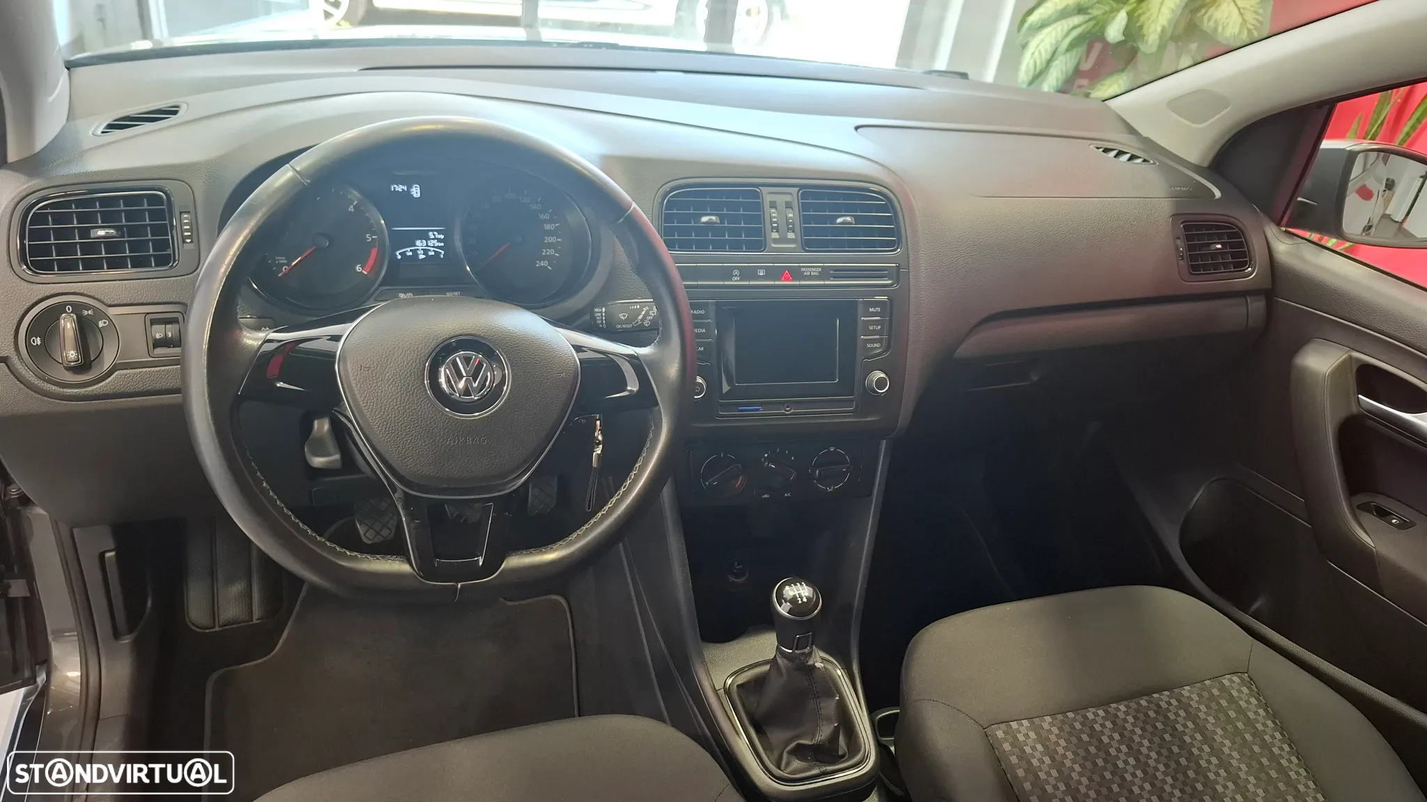 VW Polo 1.4 TDi BlueMotion - 12