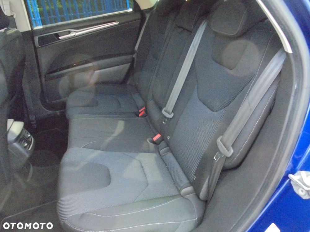 Ford Mondeo 2.0 TDCi Titanium PowerShift - 12
