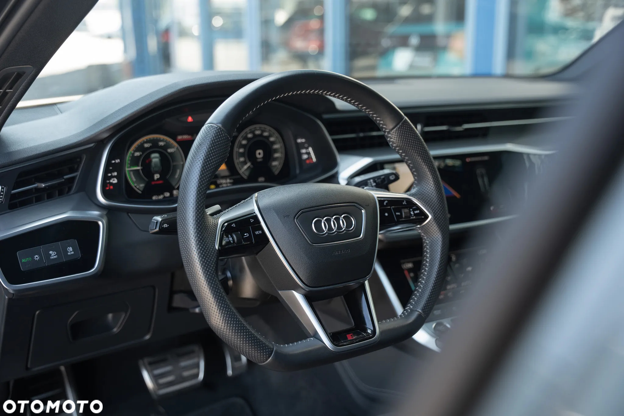 Audi A6 Avant 55 TFSI e quattro S tronic sport - 20