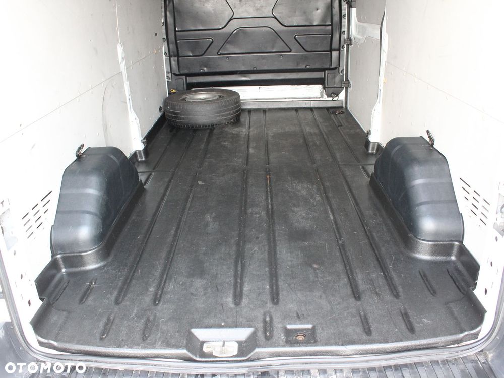 Ford Transit - 5