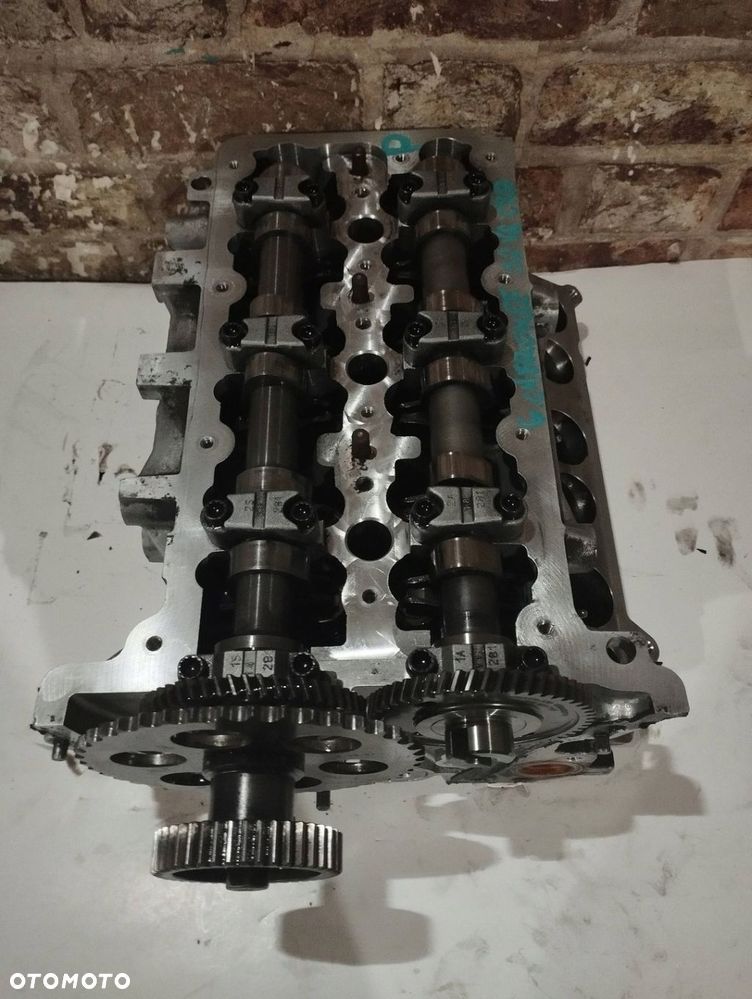 PRAWA GŁOWICA SILNIKA 903528084F JEEP GRAND CHEROKEE WK2 3.0 CRD V6 - 7