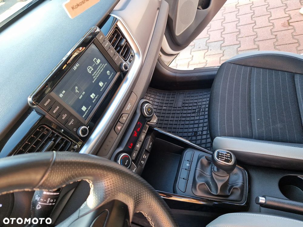Kia Stonic 1.4 L - 18
