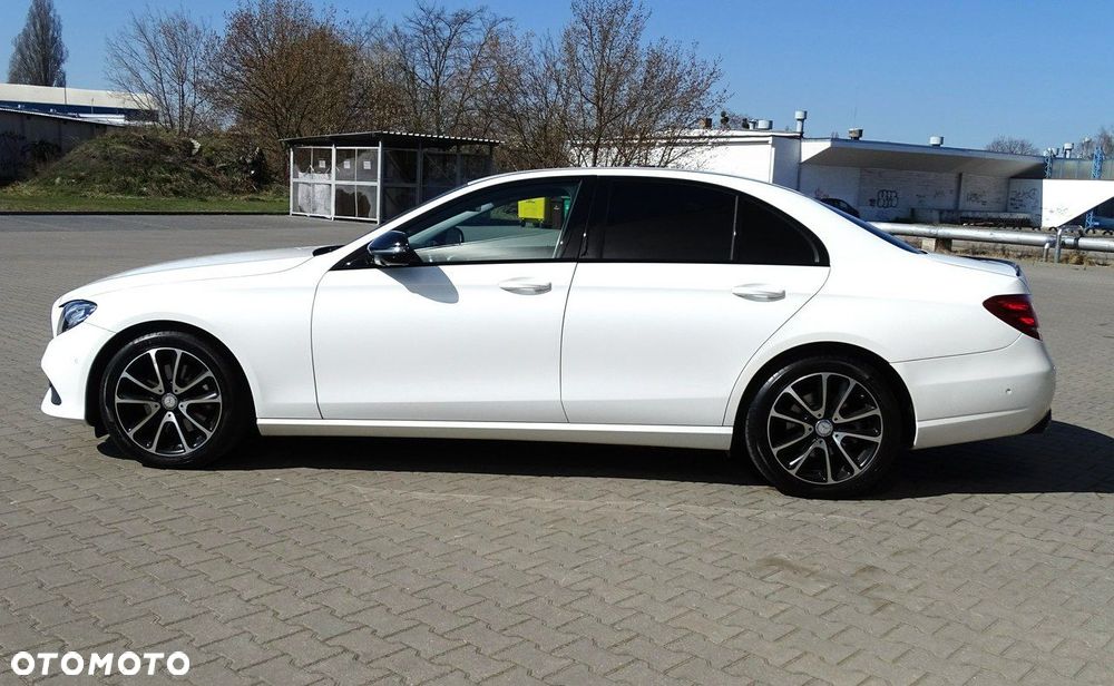 Mercedes-Benz Klasa E - 8