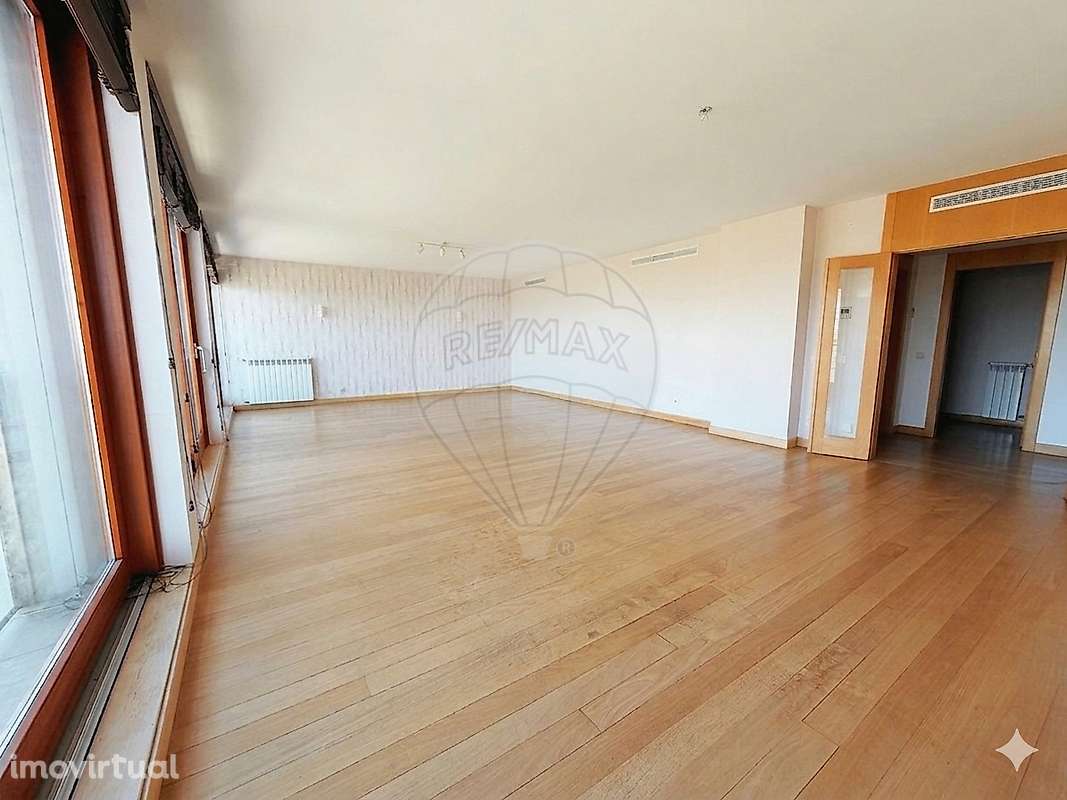 Apartamento T4 para venda - Grande imagem: 3/37