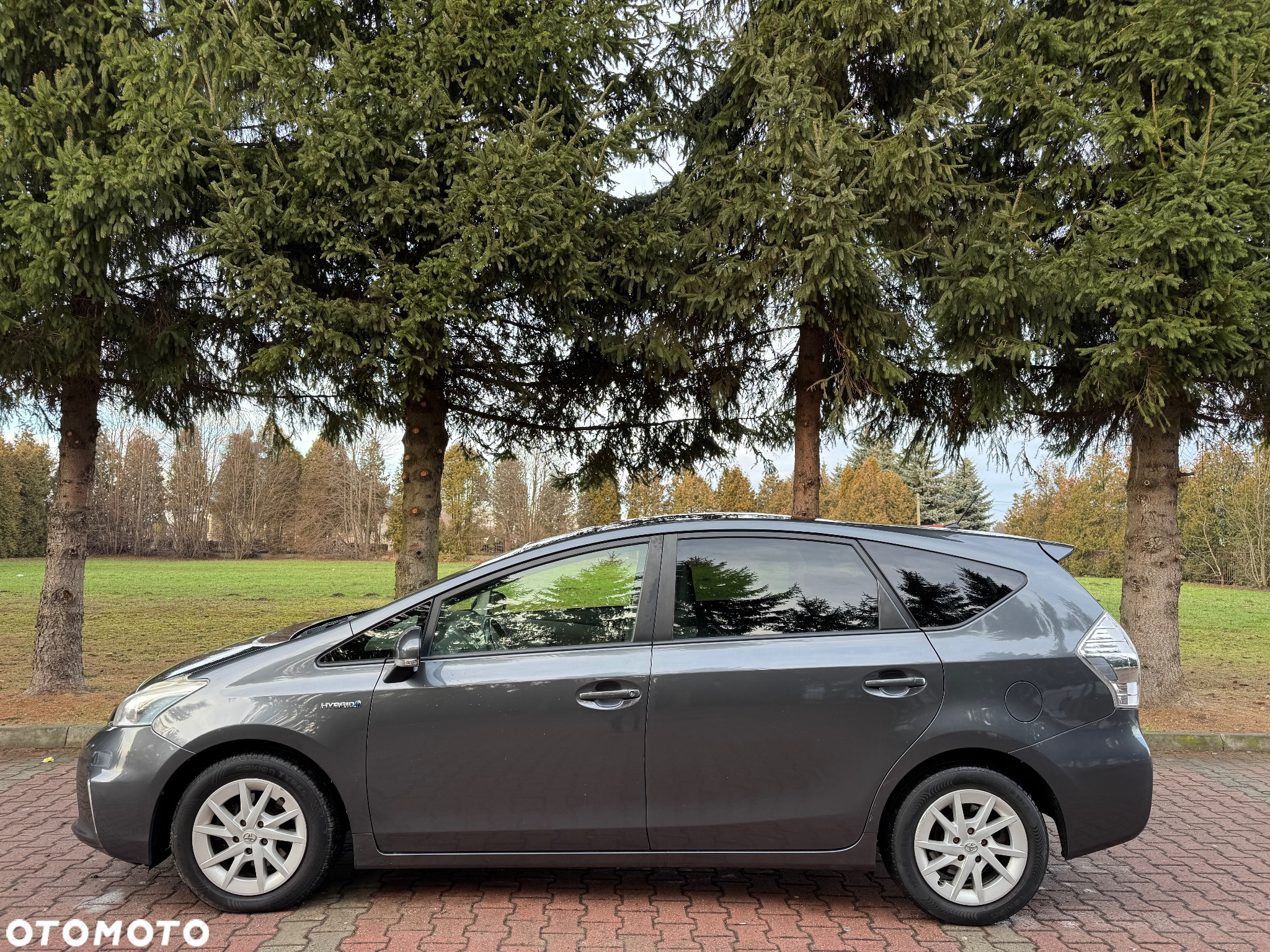 Toyota Prius+ (Hybrid) Comfort - 5