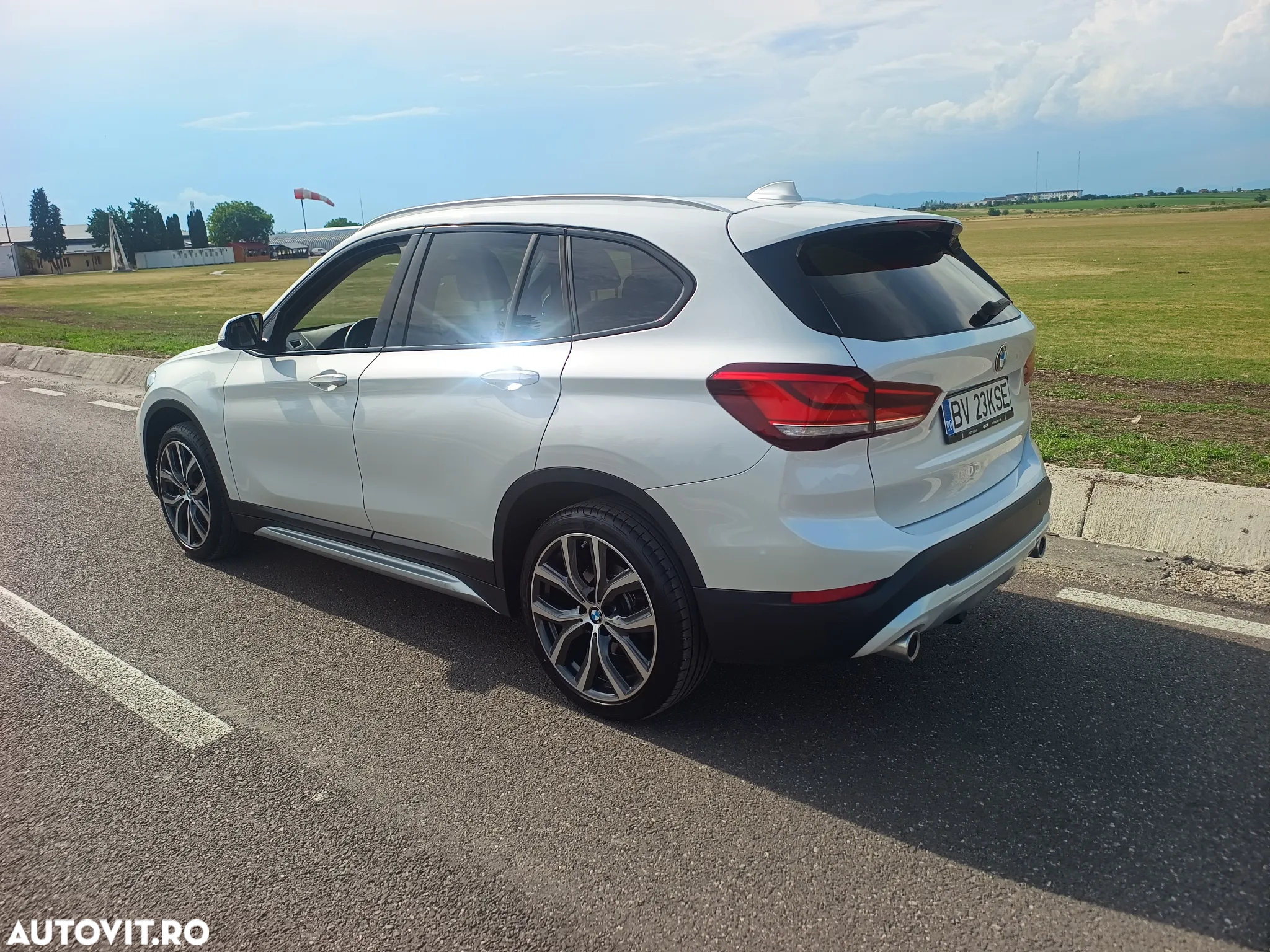 BMW X1 xDrive20d AT - 4
