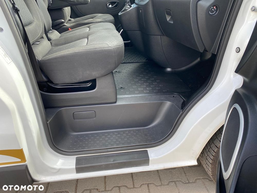 Opel VIVARO - 18