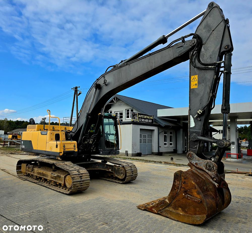Volvo EC250DL - 6