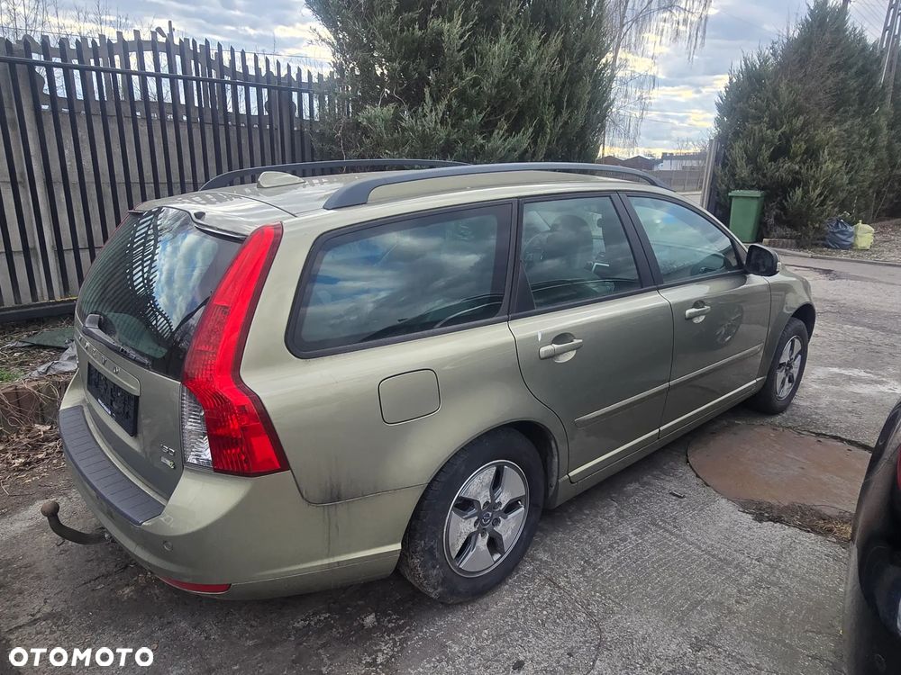 Volvo V50 1.6D DPF DRIVe Momentum - 1