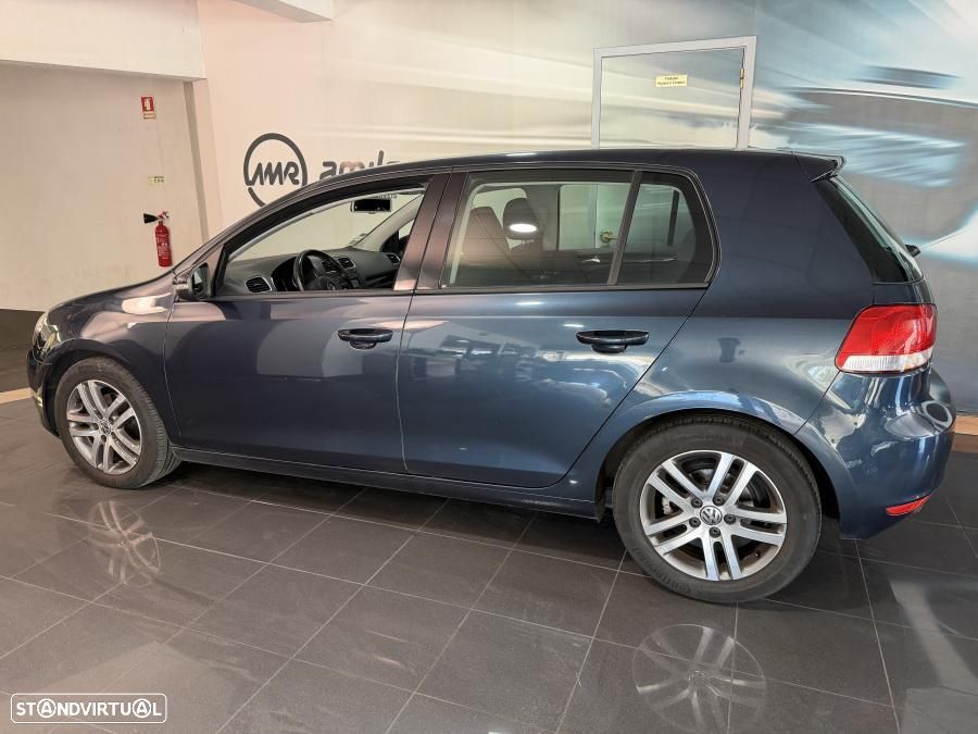 VW Golf 2.0 TDi Confortline - 6