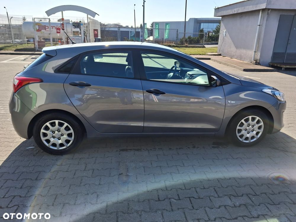 Hyundai i30 1.4 Style - 11