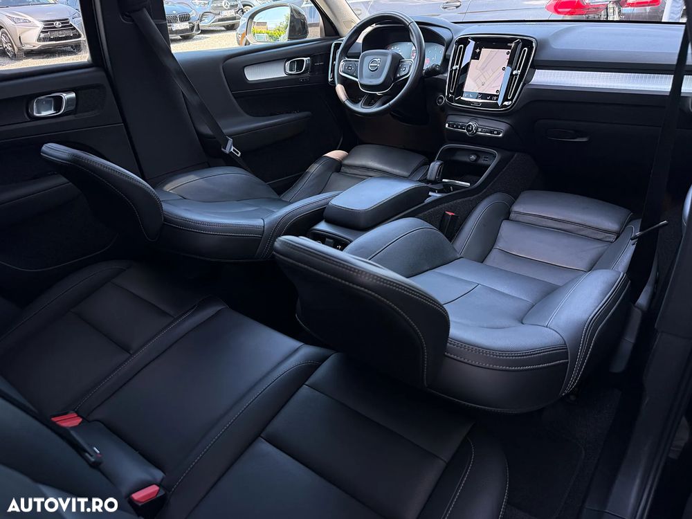 Volvo XC 40 D4 AWD Momentum Pro - 18