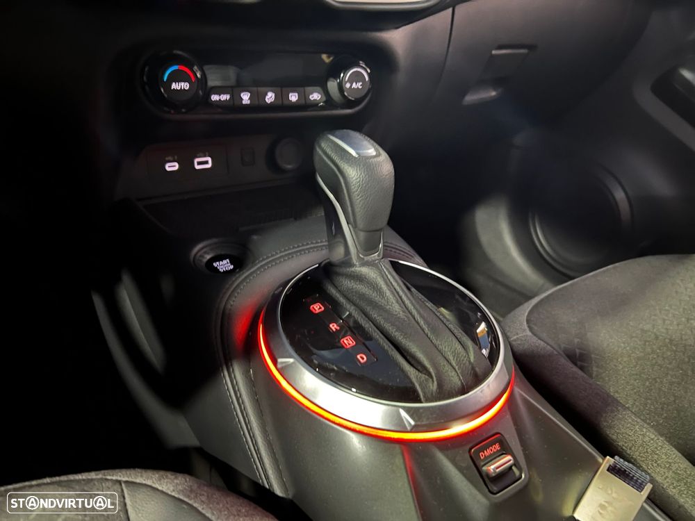 Nissan Juke 1.0 DIG-T N-Connecta NAV. DCT - 22