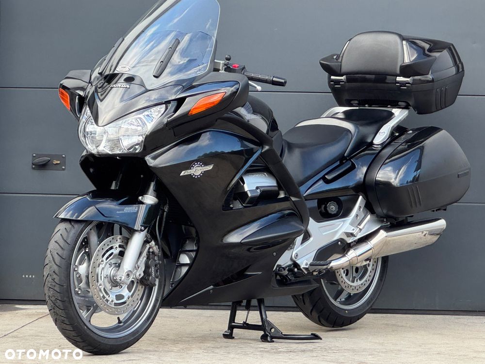 Honda ST - 29