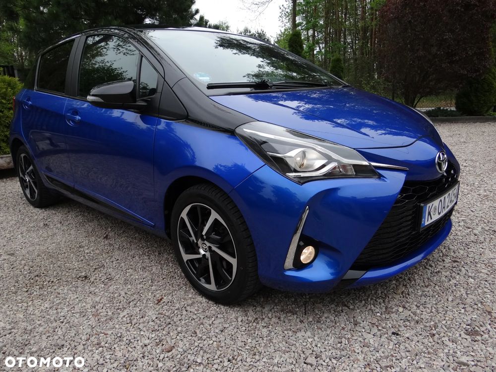 Toyota Yaris 1.5 Premium - 1