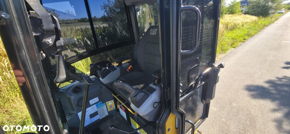 Caterpillar 302,7 CR    / 302. 303, 301.8 , 304 , 305 - 14