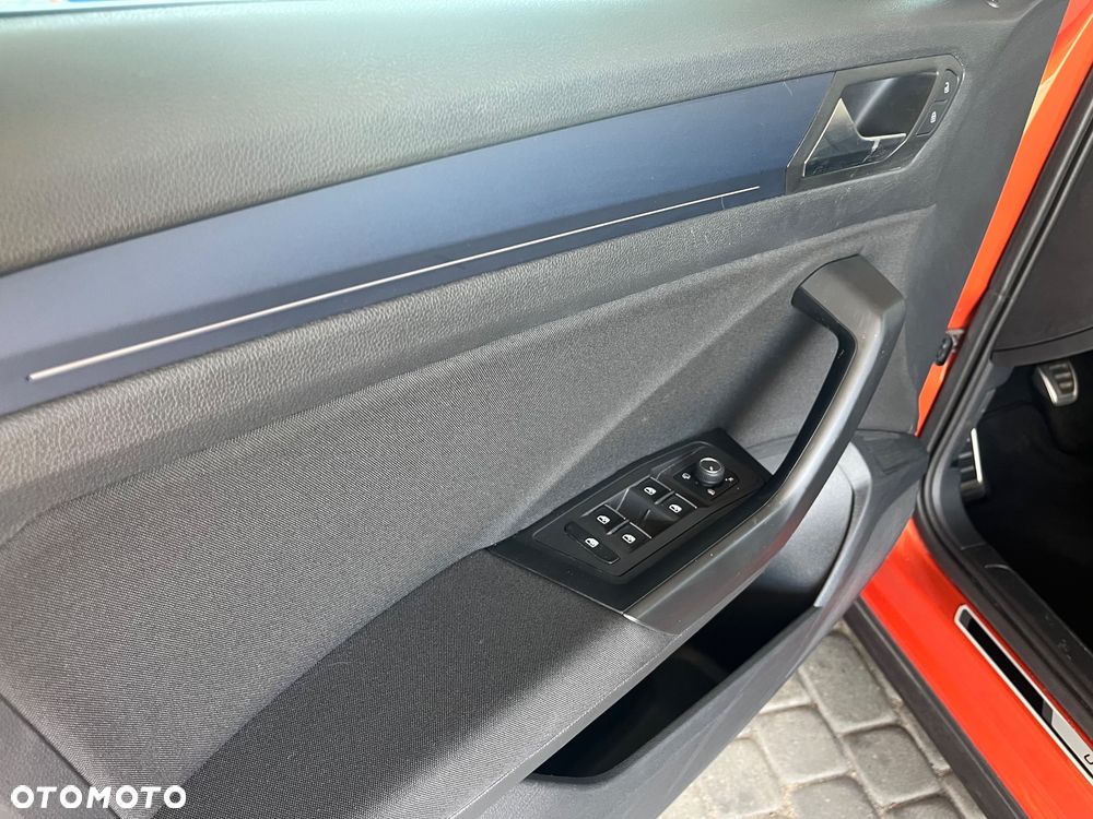 Volkswagen T-Roc 1.0 TSI Special Edition - 23