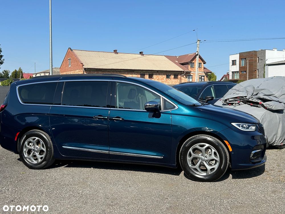 Chrysler Pacifica - 6