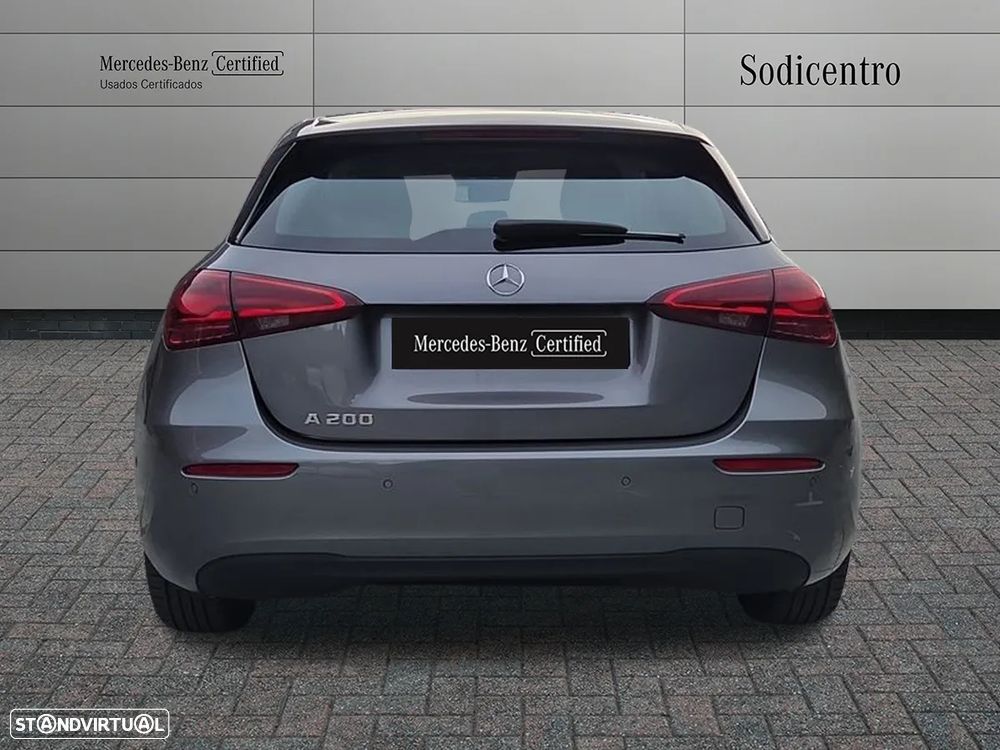 Mercedes-Benz A 200 Standard - 8