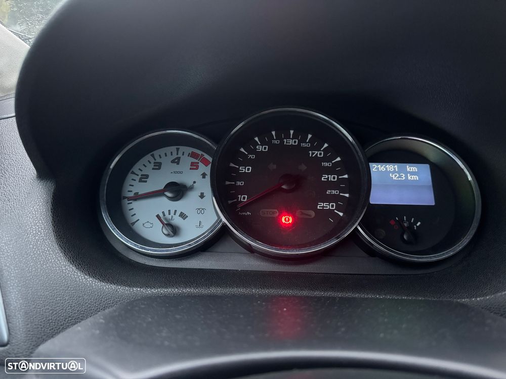 Renault Mégane Coupe 1.5 dCi GT Line SS - 10