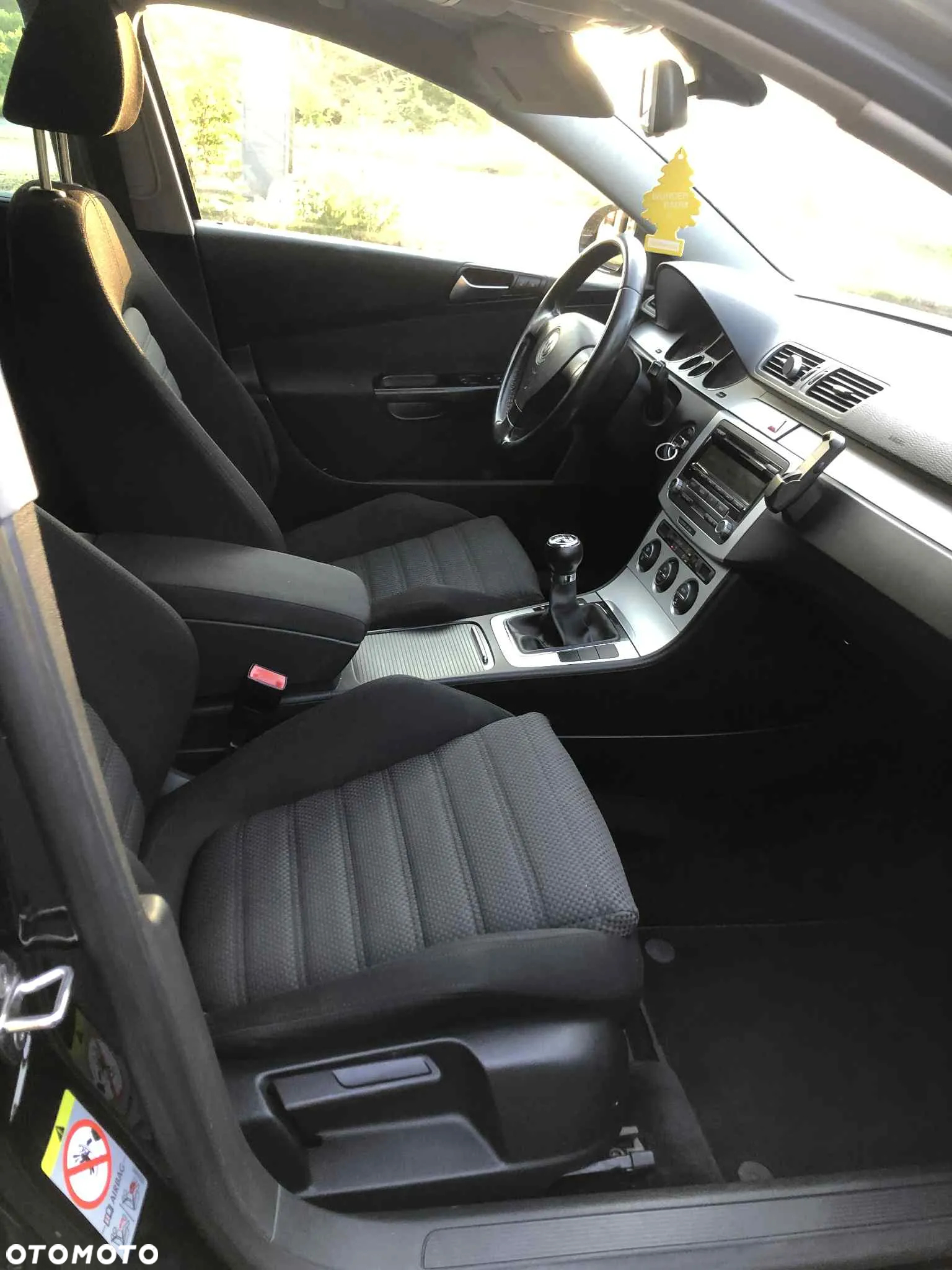 Volkswagen Passat Variant 2.0 TDI DPF Sportline - 13