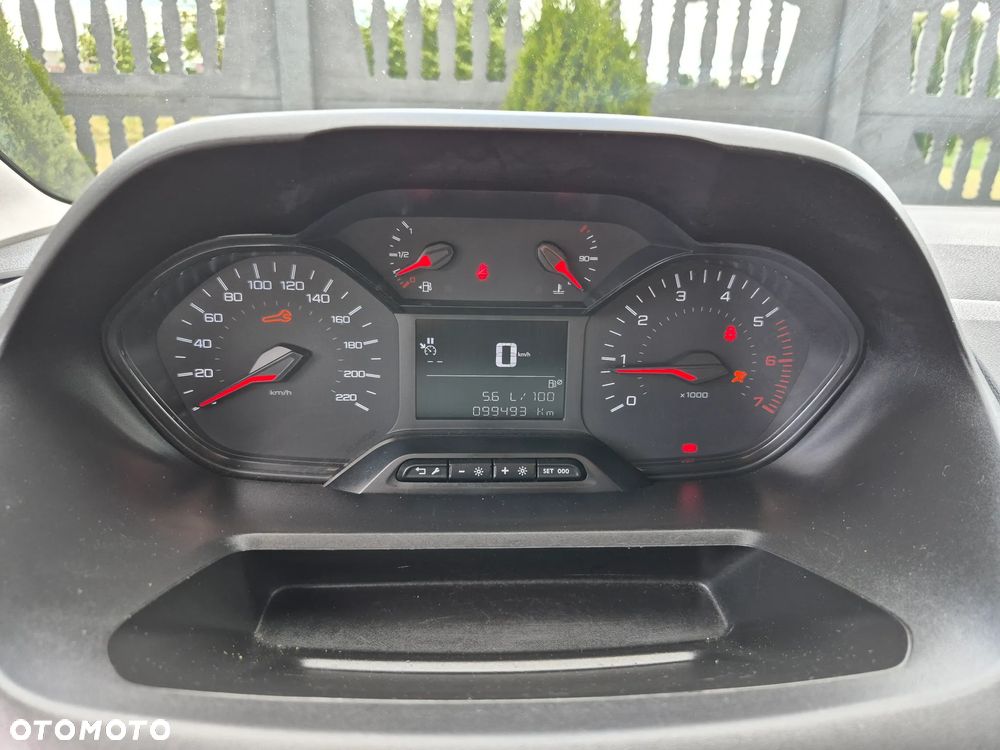 Peugeot PARTNER - 16