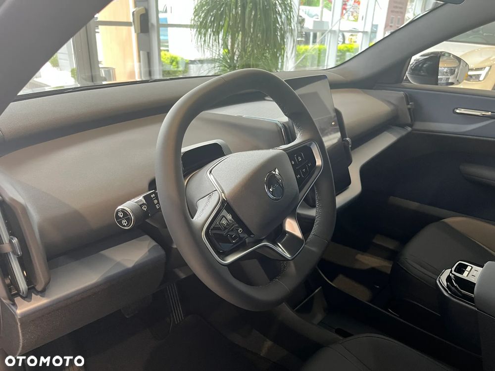 Volvo EX30 51kWh Single Motor Plus - 9