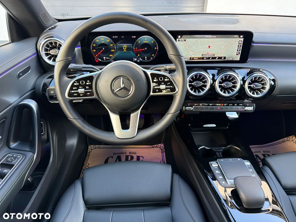 Mercedes-Benz CLA 200 d Progressive 8G-DCT - 38