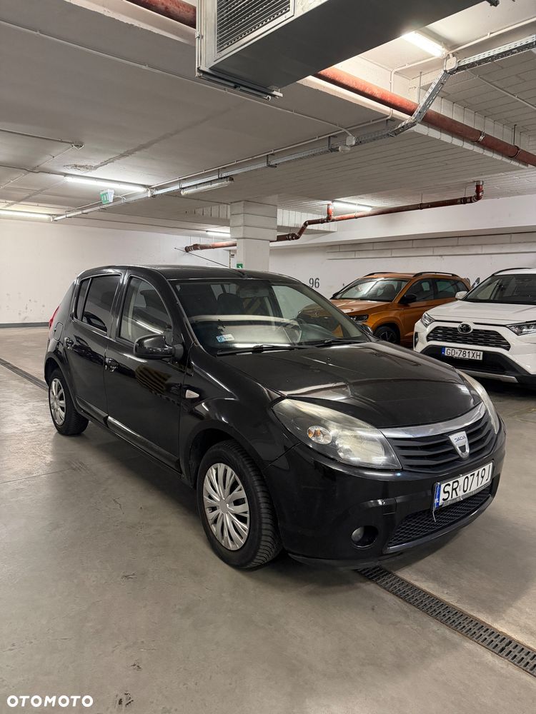 Dacia Sandero - 1