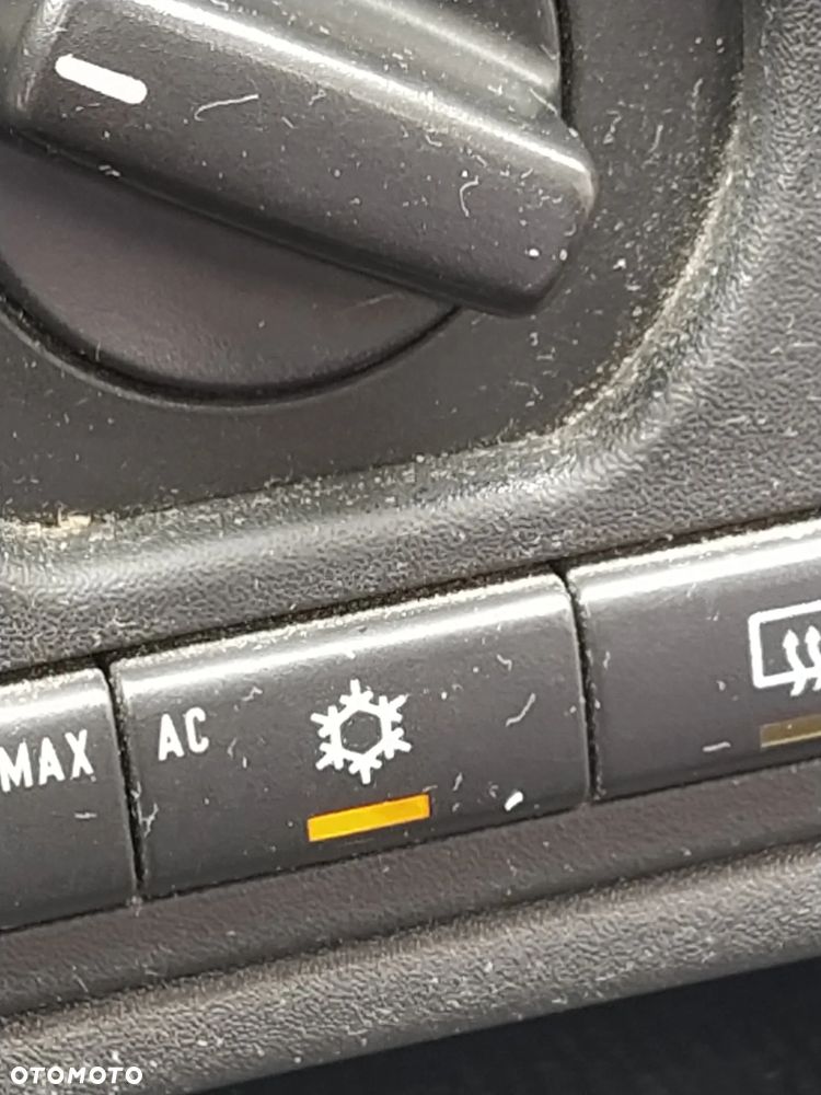 Opel Astra 1.4 - 12