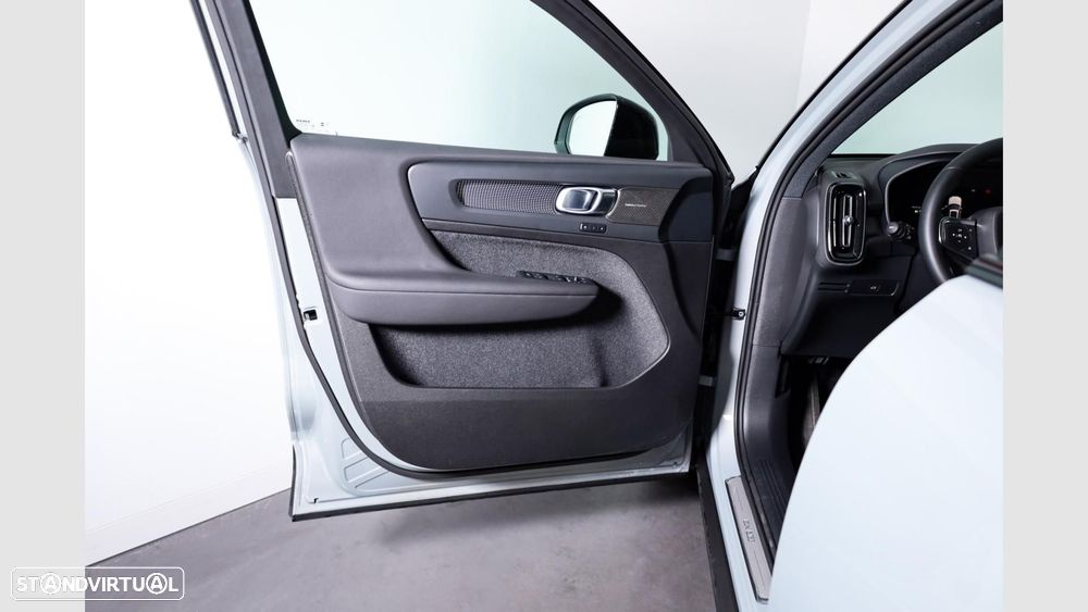 Volvo EX40 82 kWh Single Motor Extended Range Ultra - 7