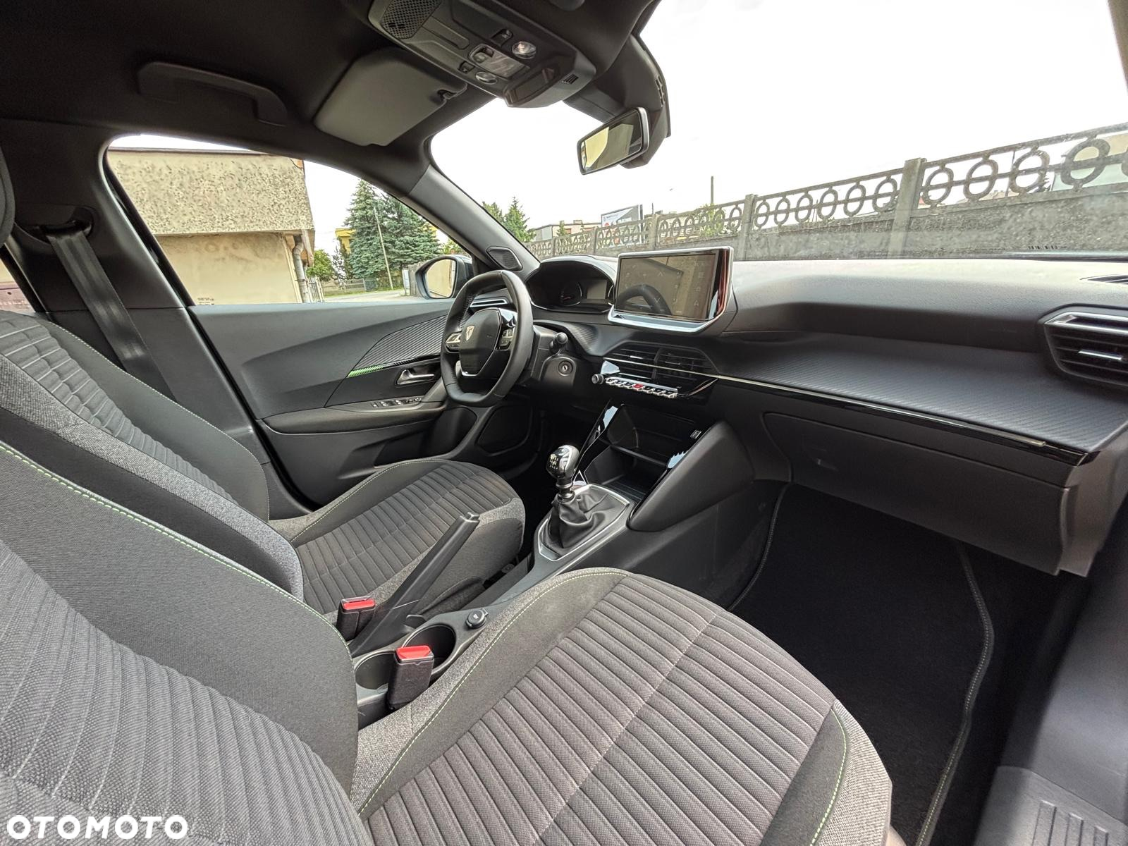 Peugeot 2008 1.2 PureTech Active Pack S&S - 22