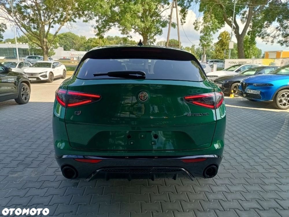 Alfa Romeo Stelvio - 6
