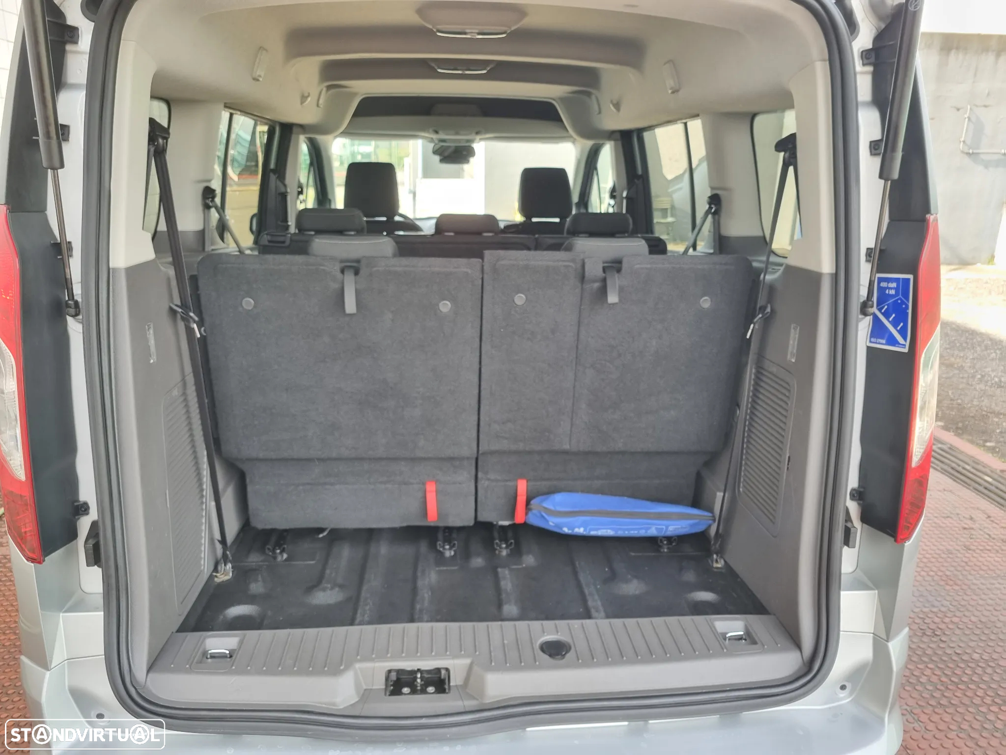 Ford Tourneo Connect Grand 1.5 TDCi Active - 9