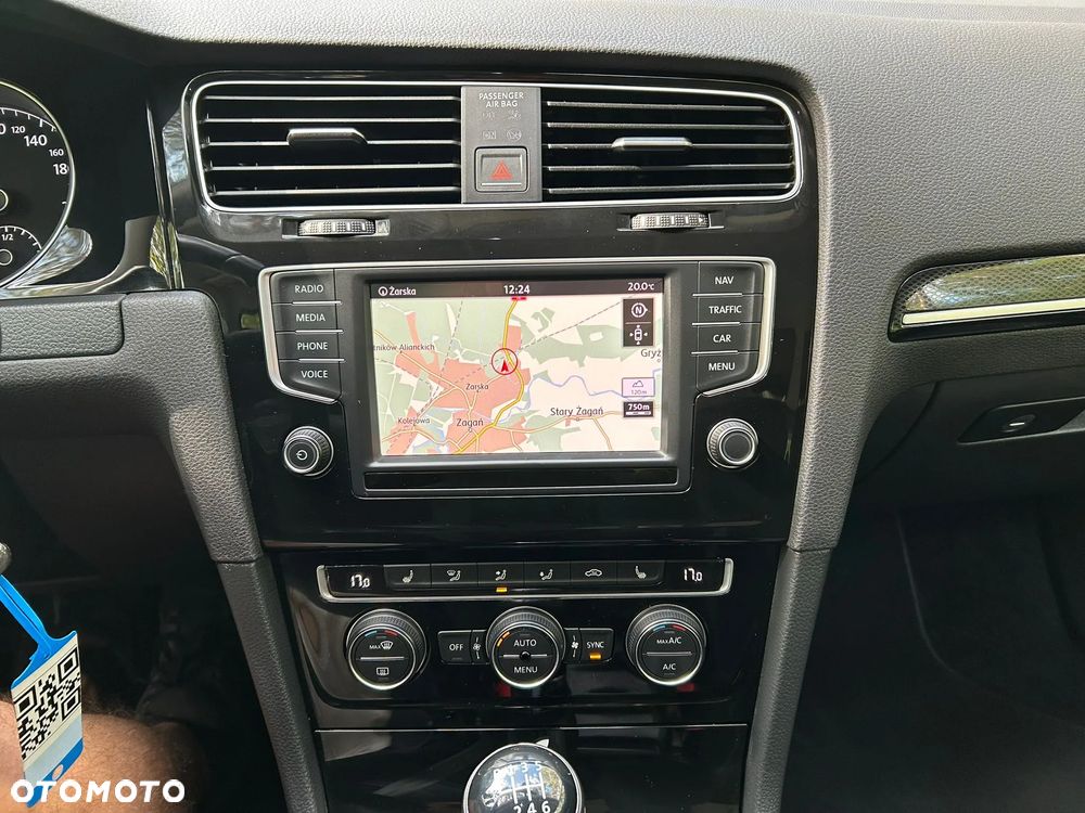 Volkswagen Golf Variant 2.0 TDI BlueMotion Technology Highline - 16