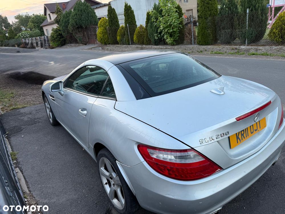Mercedes-Benz SLK 200 (BlueEFFICIENCY) - 5