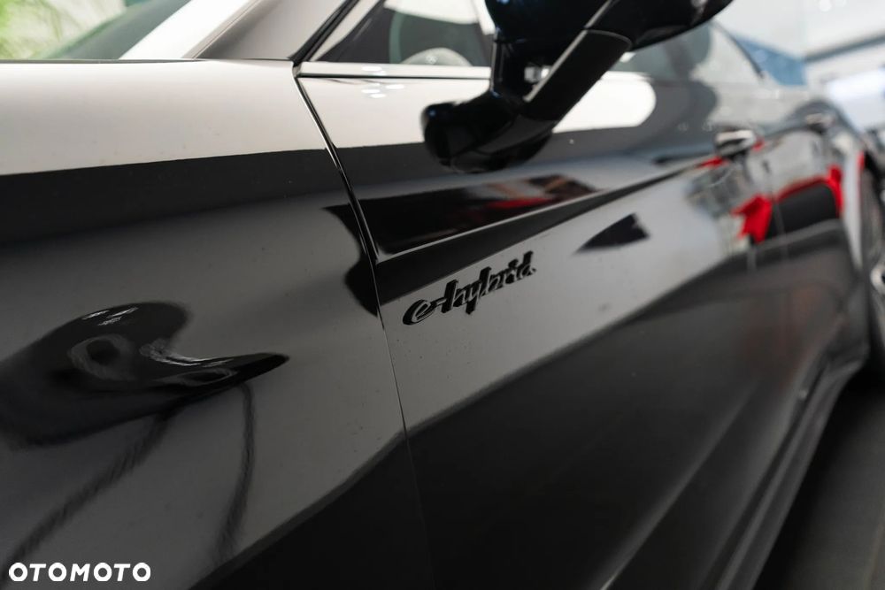 Porsche Panamera 4 E-Hybrid PHEV - 34