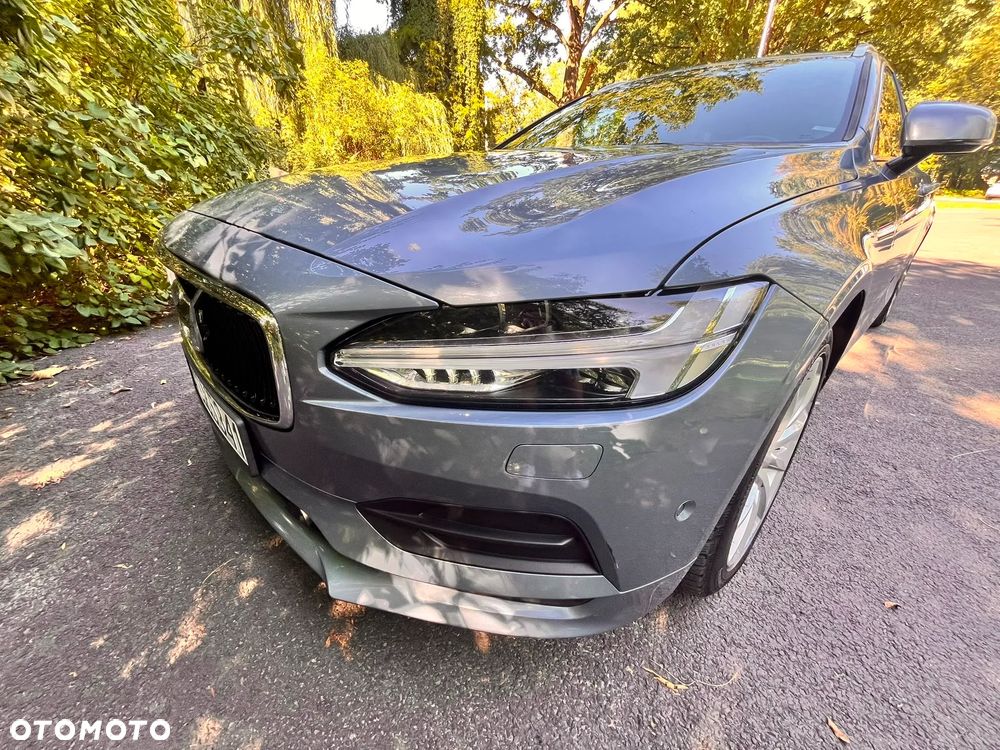 Volvo V90 D4 Momentum - 22